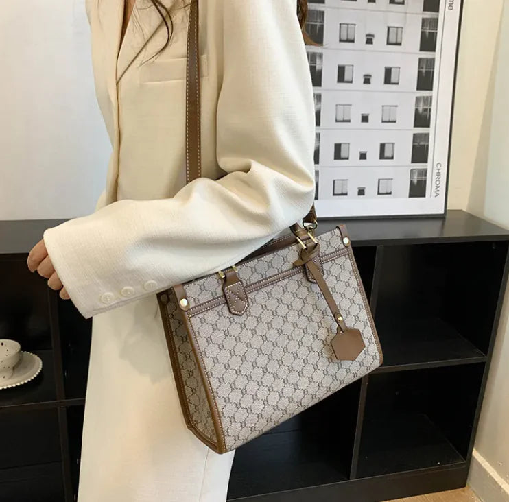 Urban Simplicity PU Leather Crossbody Bag with high-quality materials