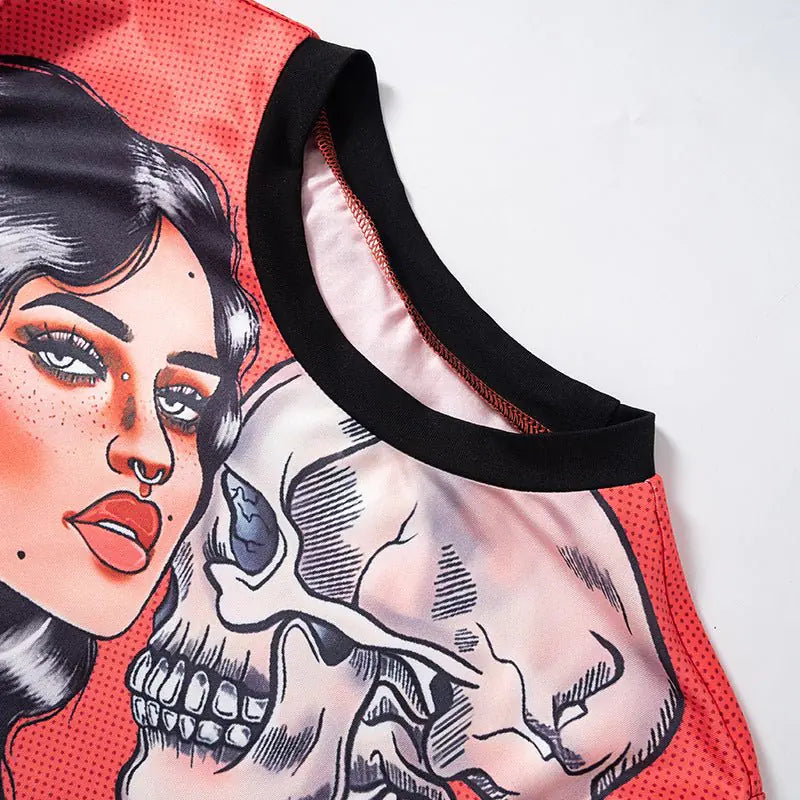Fatal Attraction Graphic Cropped T-Shirt