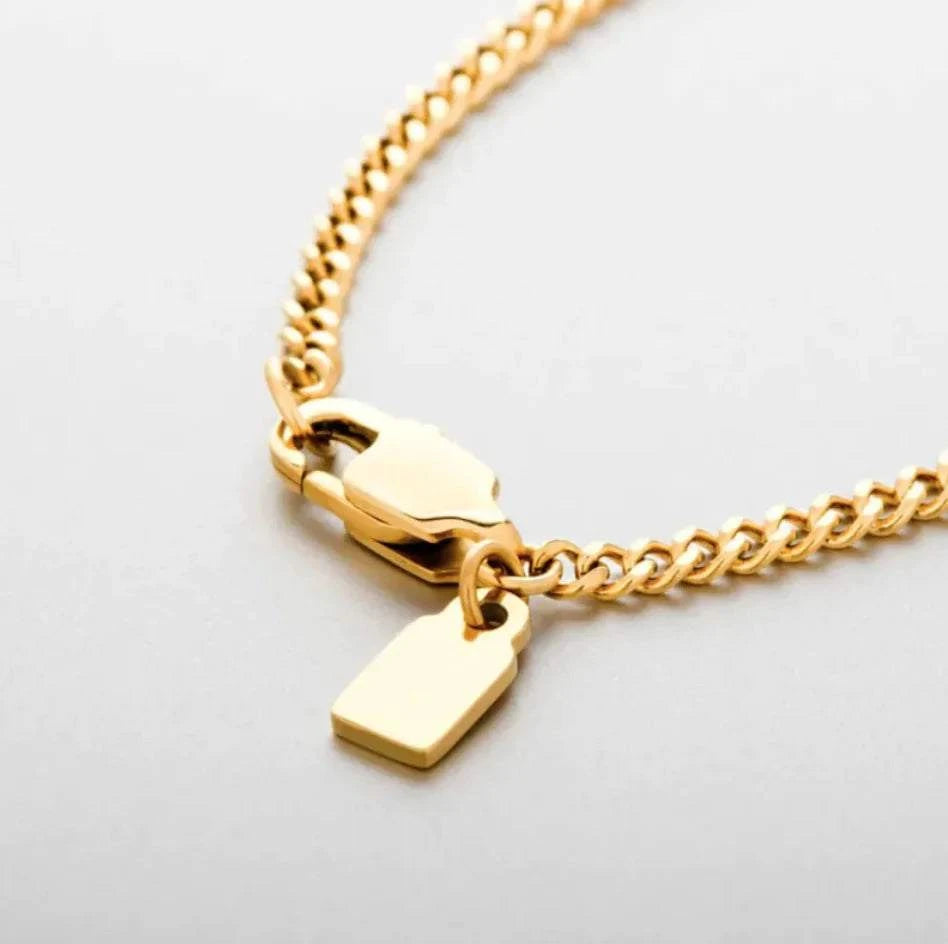 Hip Hop Cuban Link Chain Necklace Crafted in a classic hip hop style