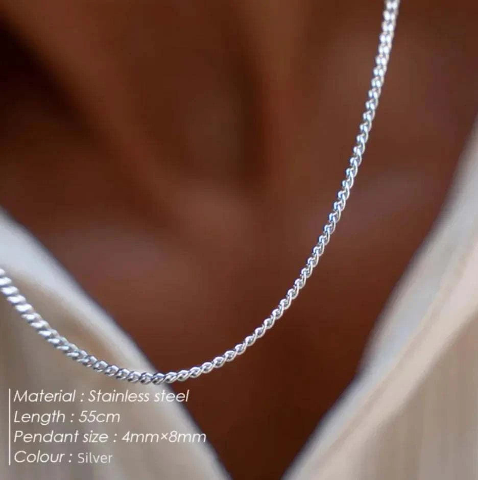 Hip Hop Cuban Link Chain Necklace Crafted in a classic hip hop style