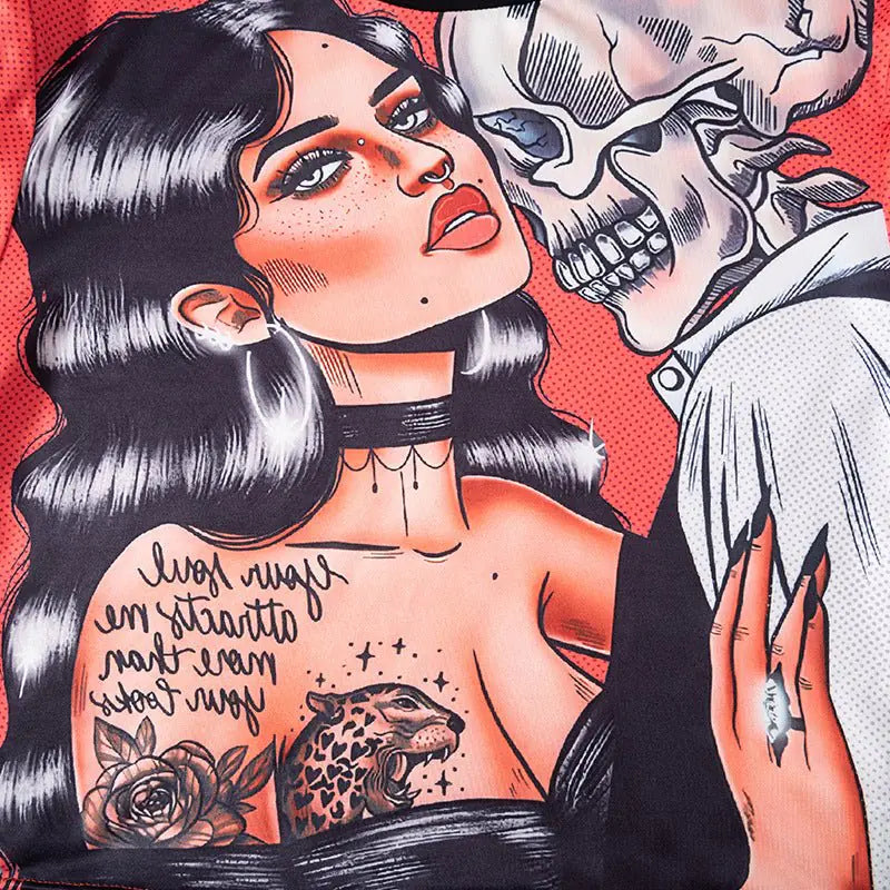 Fatal Attraction Graphic Cropped T-Shirt