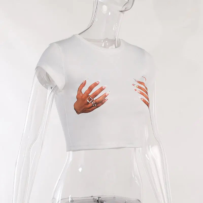 Hands On Me Grafische Print Cropped Tee